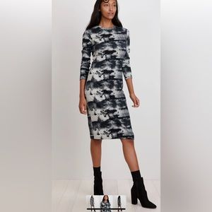 NWT The Knit Long Sleeve Tee Midi Dress Size Large Black, White and Gray